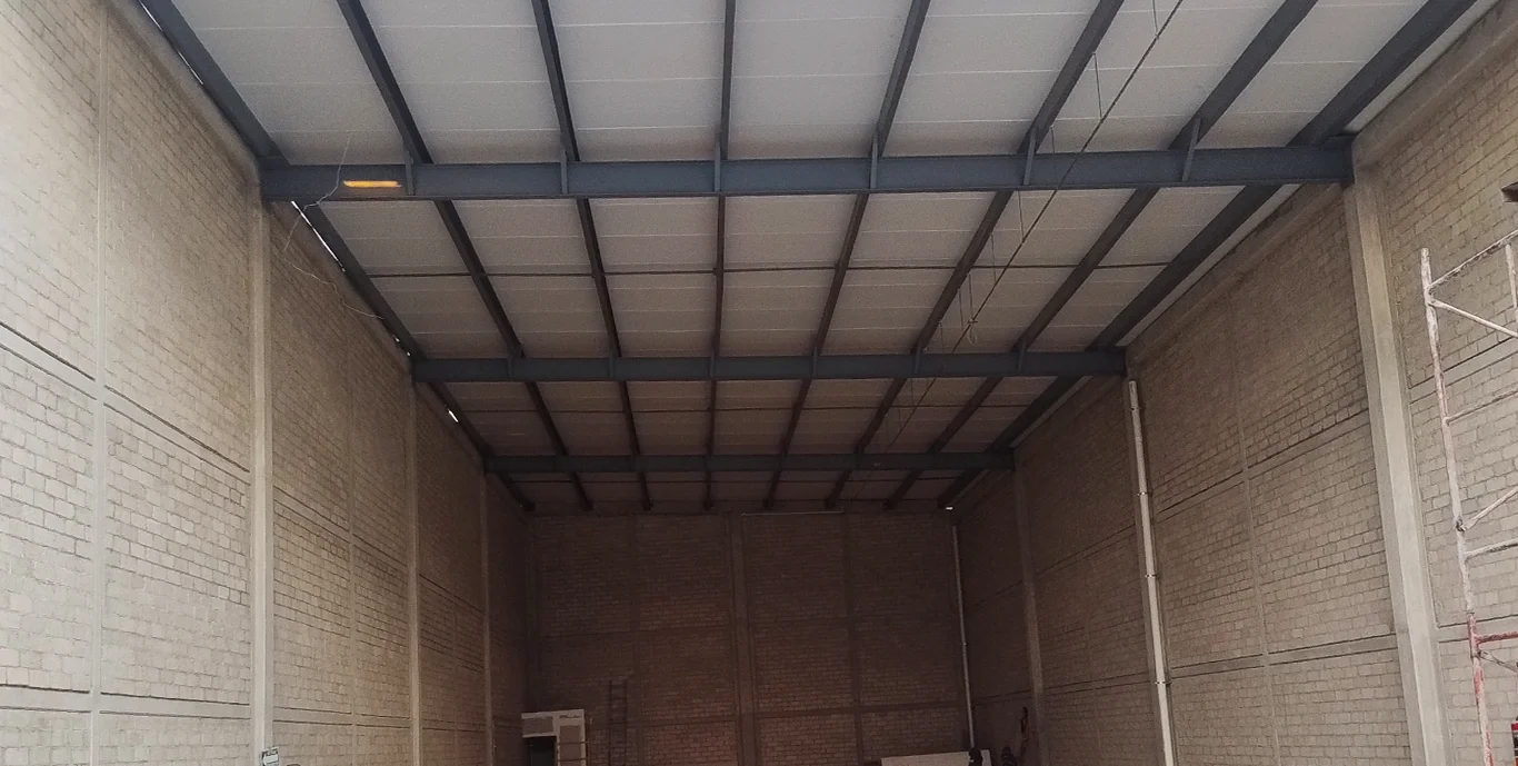 Proyecto industrial con estructura de panel para First Cash en Guadalajara, Jalisco