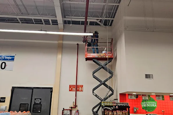 12 proyecto comercial obra civil pintura walmart bocadelrio icrconstruccion